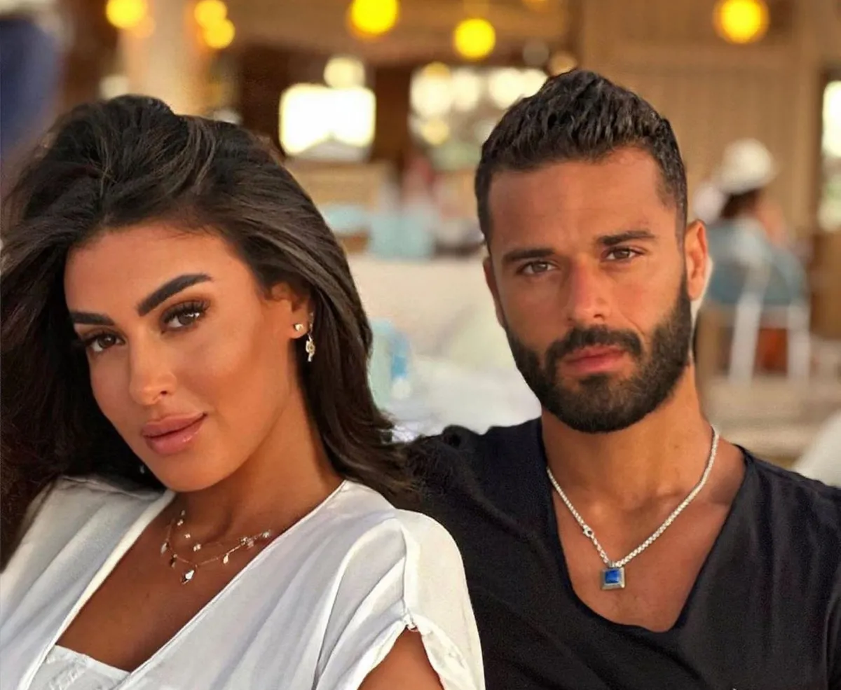 ميرنا نور الدين وزوجها - الصورة من حساب ميرنا على انستغرام