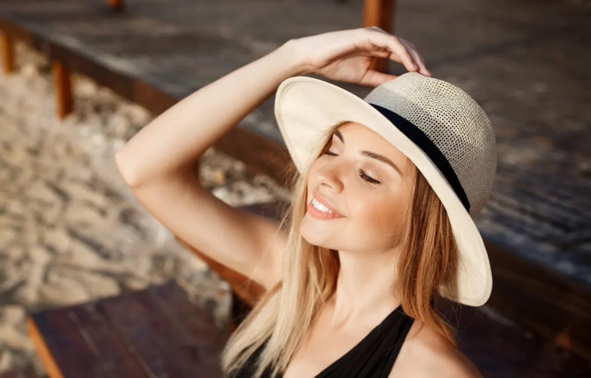 الوقاية من اسمرار البشرة في الصيف بطرق طبيعية