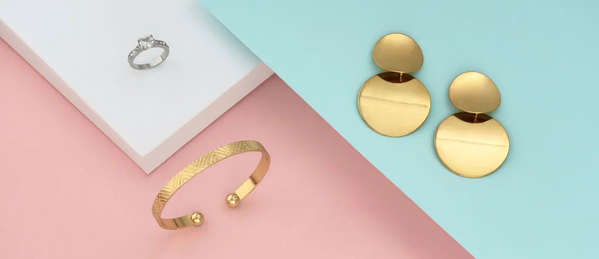 مجوهرات من الذهب