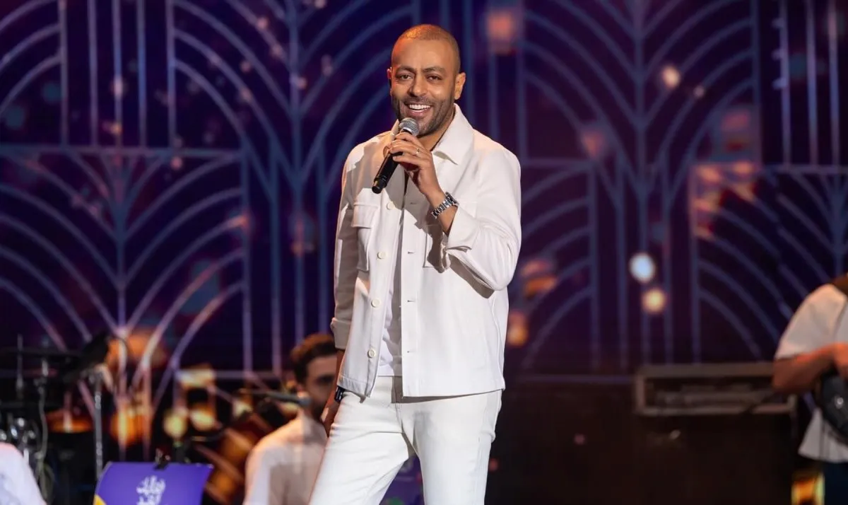 تامر عاشور-الصورة من حساب شركة بنش مارك على الانستغرام