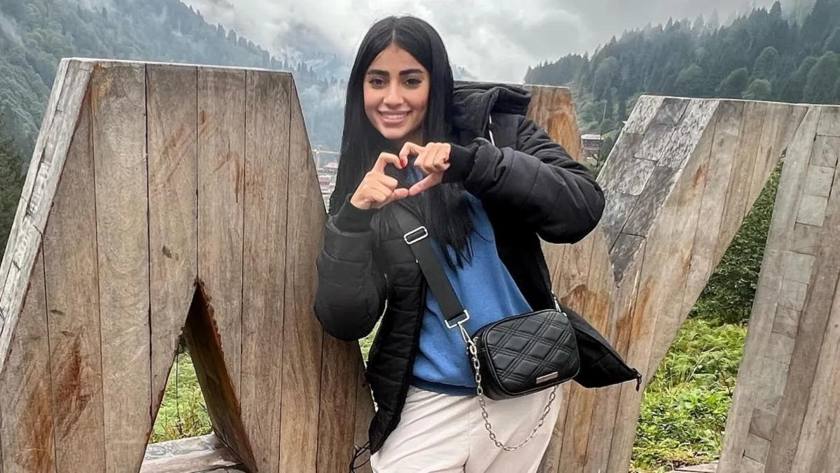 فاطمة كازروني- الصورة من حسابها على الانستغرام