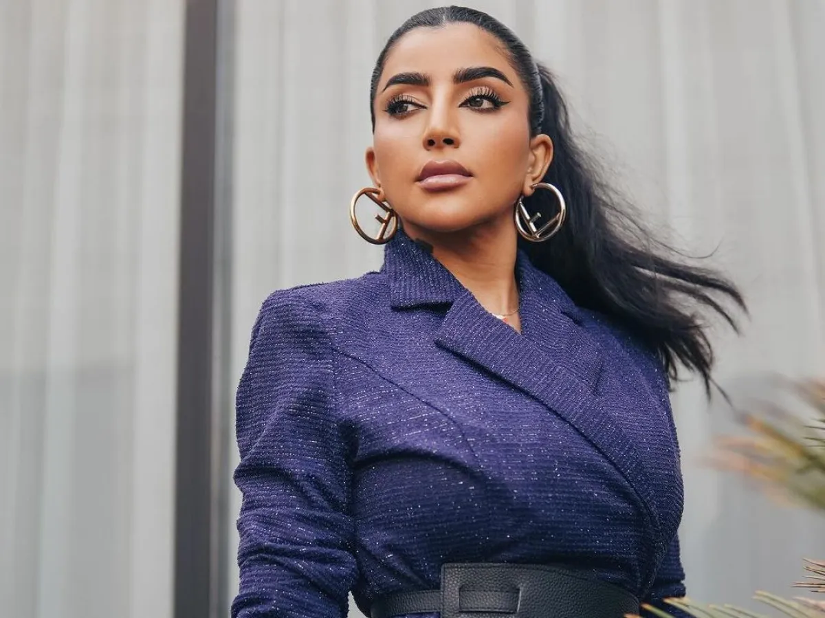 إطلالات جمالية من وحي بثينة الرئيسي لمناسبة ميلادها