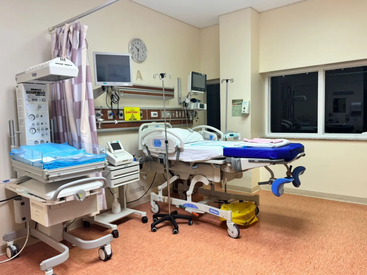  أول حالة ولادة لحاجة نيجيرية بتجمع مكة المكرمة الصحي 