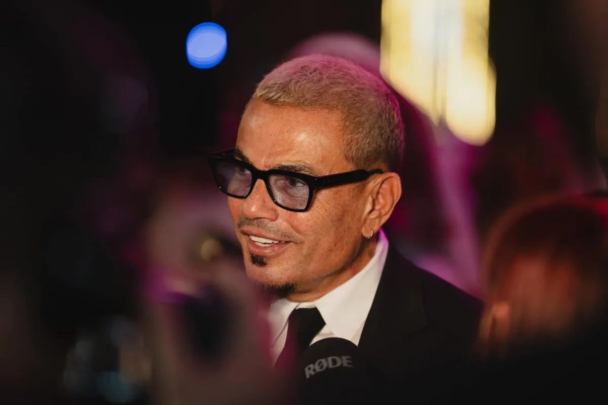 عمرو دياب - الصورة من الصفحة الرسمية للمستشار تركي آل الشيخ على الفيسبوك