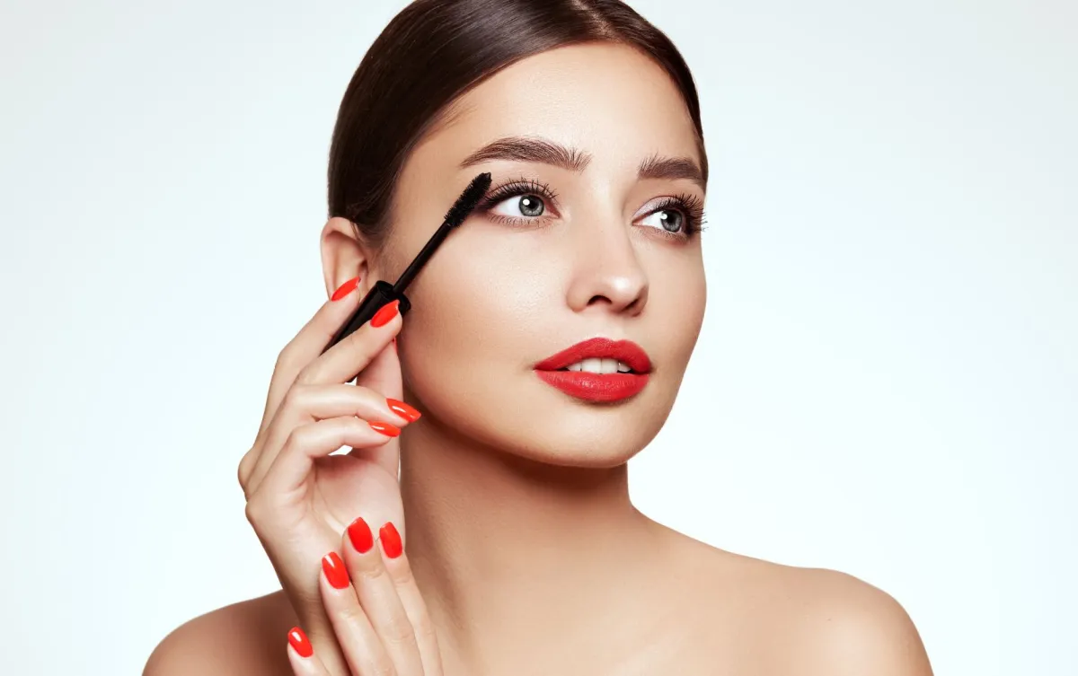 أفضل أنواع الماسكرا المقاومة للماء 