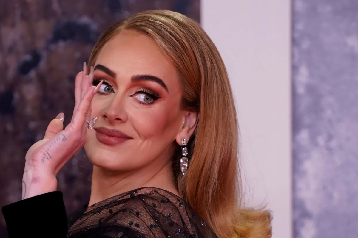 أديل في حفل توزيع جوائز بريت 2022 في لندن (Adele at the BRIT Awards 2022 in London) -مصدر الصورة: Niklas HALLE'N / AFP