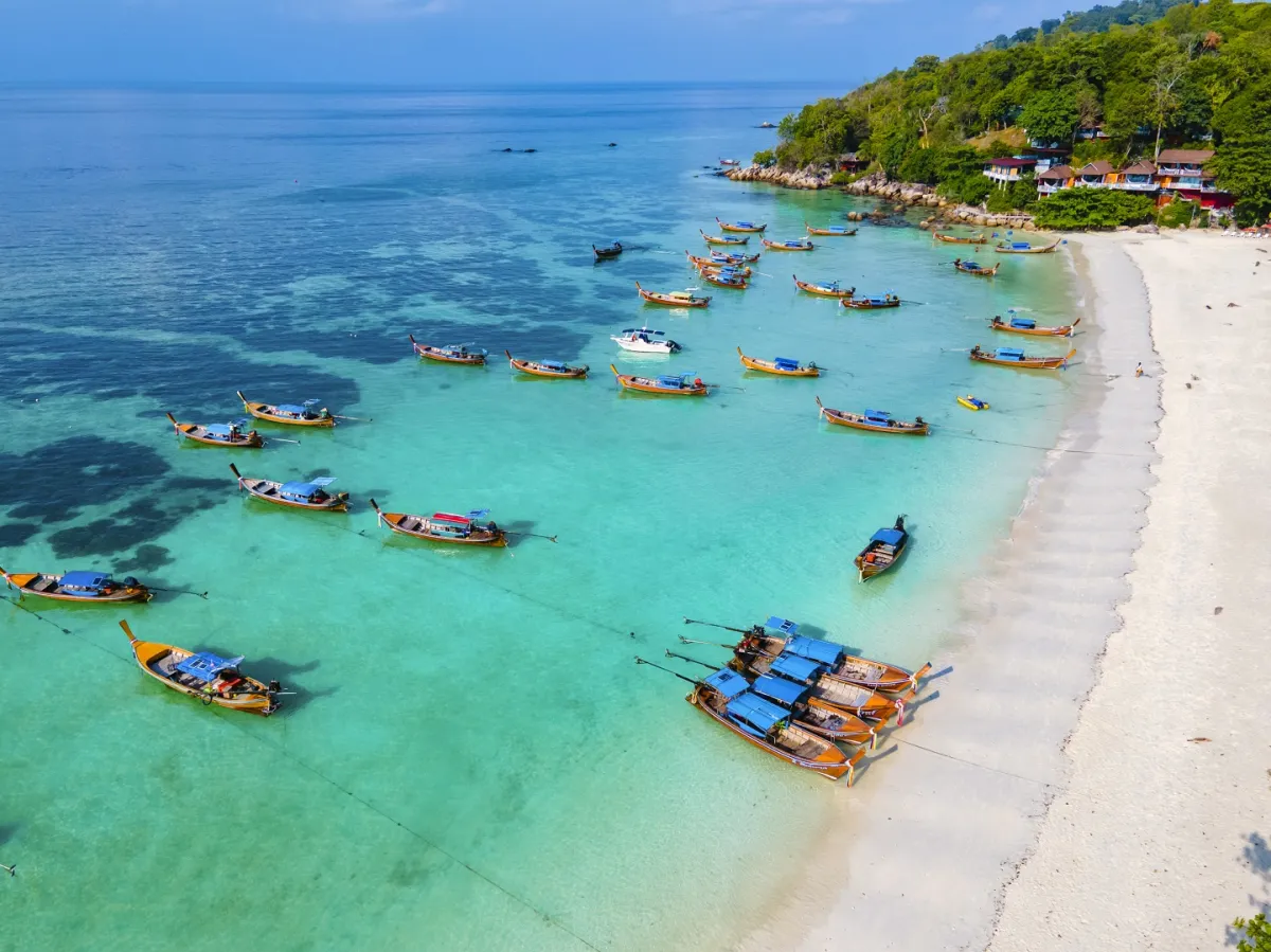 كوه ليبي تزخر بالشواطئ ذات الرمال البيضاء 