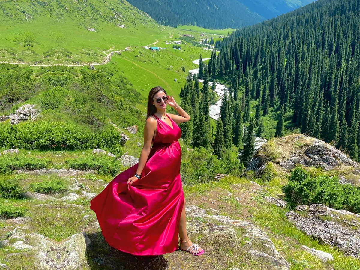 الخبيرة والمرشدة السياحية والرحالة اللبنانية ليليان العماطوري