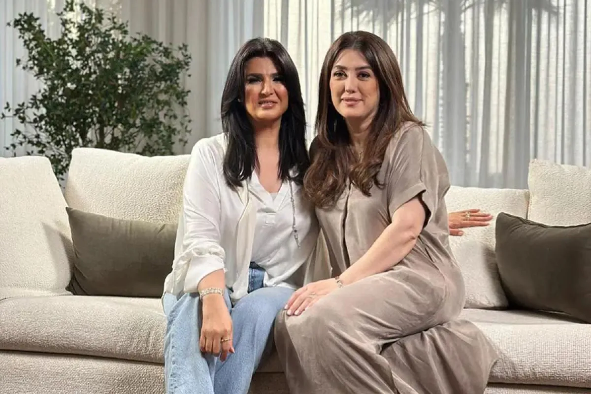 كندة علوش ومنى الشاذلي- الصورة من حساب الإعلامية منى الشاذلي الرسمي على إنستغرام