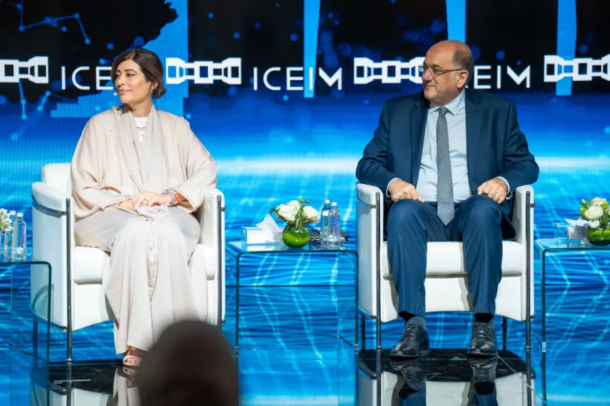 منال عطية وزكي أصلان