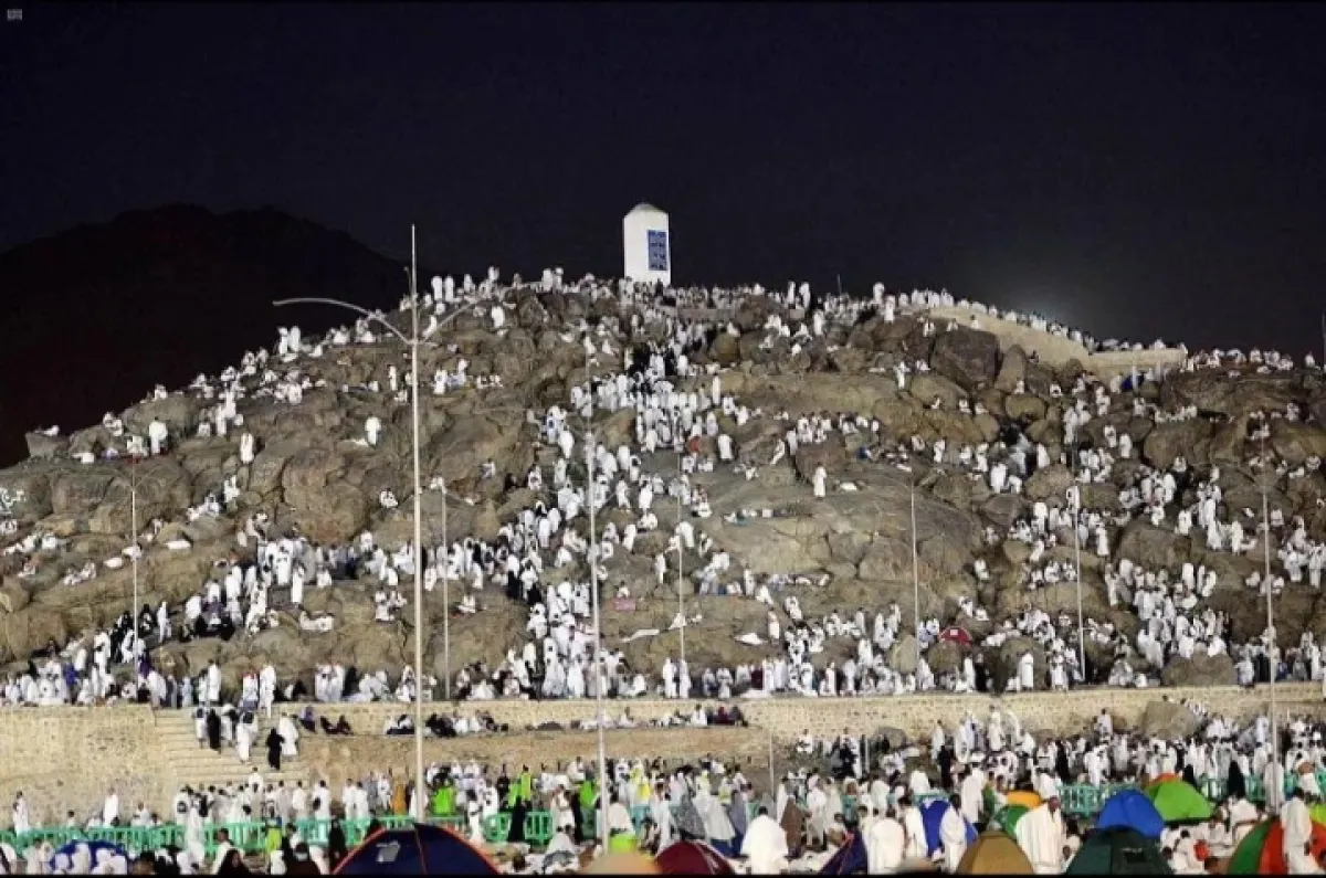 مشعر عرفات ليلا - الصورة من واس