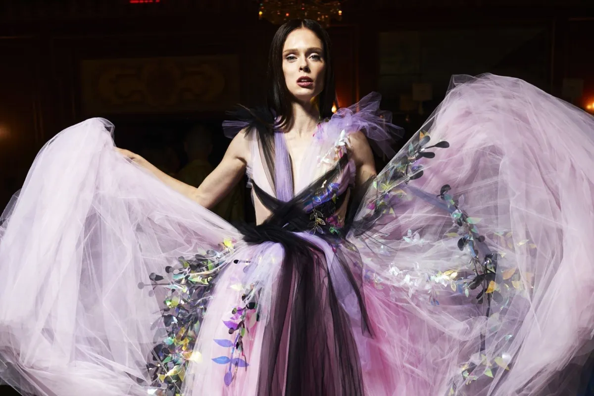 كريستيان سيريانو Christian Siriano-  الصورة من Launchmetrics/Spotlight ©