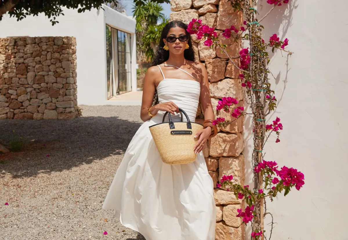 فستان من ثريدز  Threads Styling- الصورة من العلاقات العامة للعلامة 