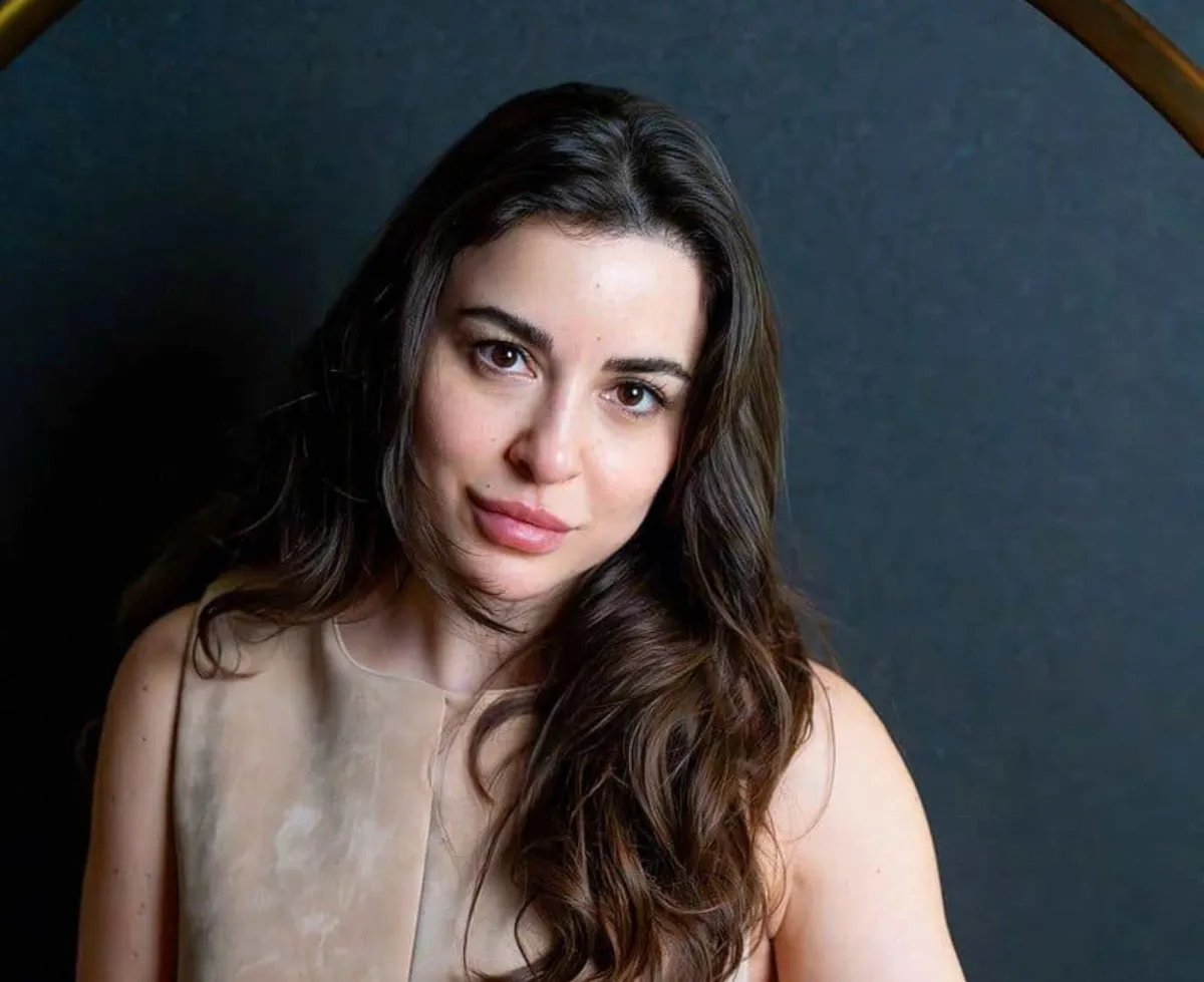 سارة أبي كنعان الصورة من حسابها على الفيس بوك