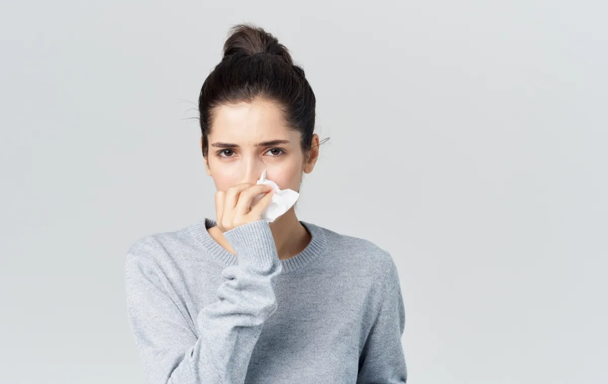نزيف الأنف.. هكذا تعالجينه