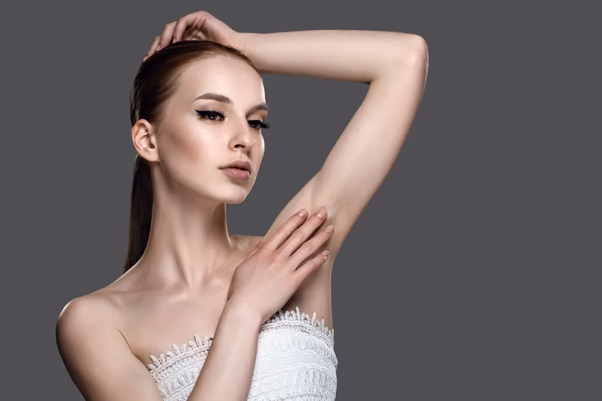 تفتيح السواد تحت الإبط