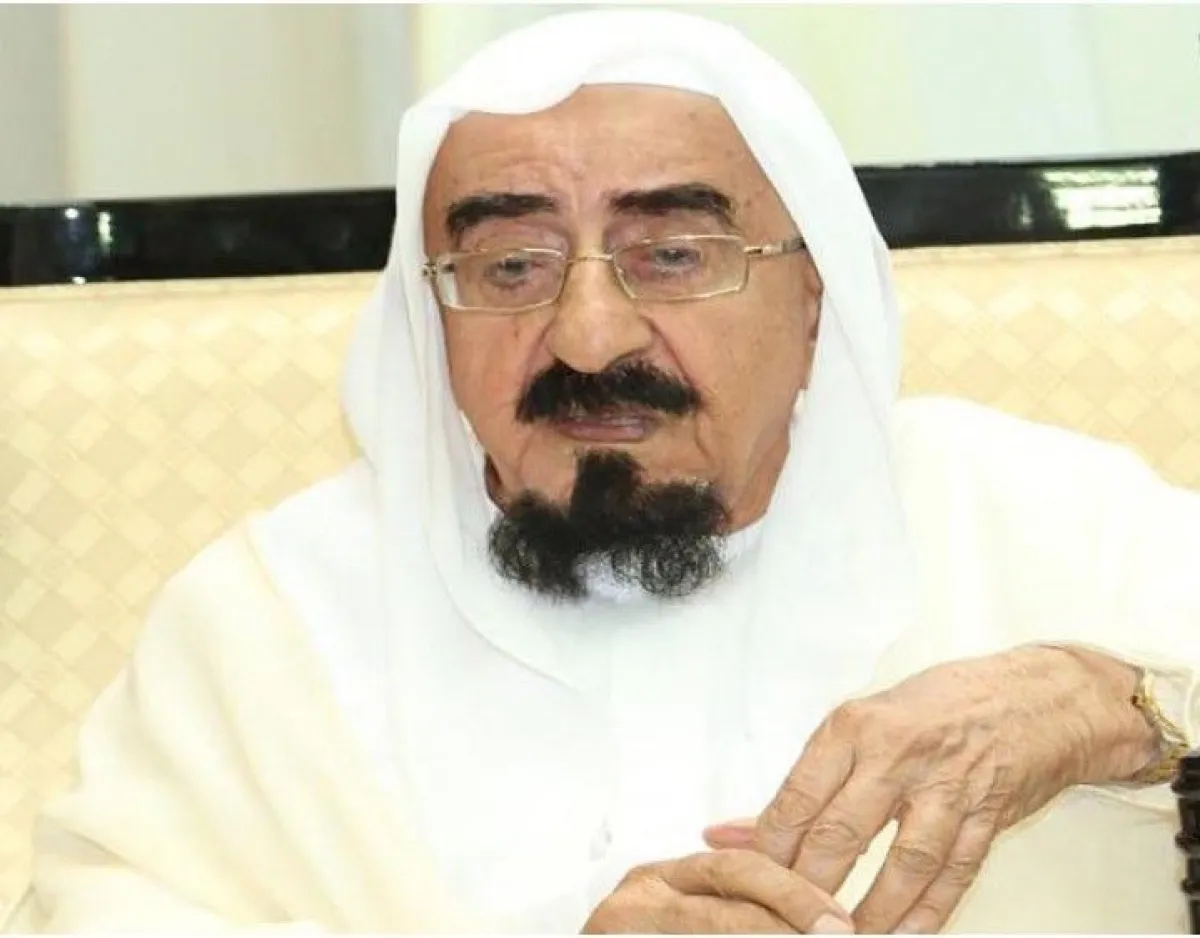 الإمارات تنعي  الشيخ محمد علي سلطان العلماء.. تخرج على يديه المئات من طلاب العلم - الصورة من حساب الشيخ محمد بن راشد على إكس