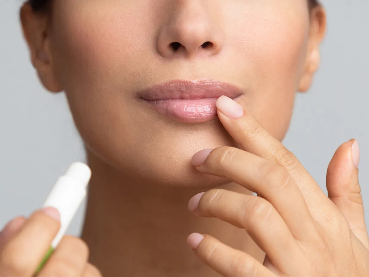 روتين الحفاظ على الشفاه