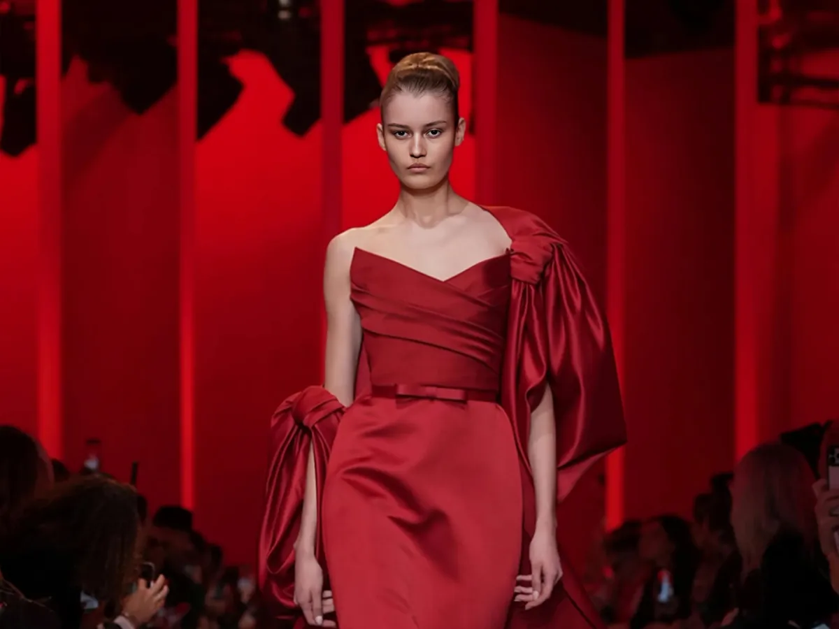 فستان من إيلي صعب Elie Saab -الصورة من Launchmetrics/Spotlight ©