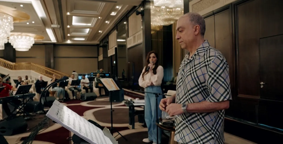 عبير نعمة ووليد فايد أثناء البروفات- الصورة من المركز الإعلامي لـ بنش مارك