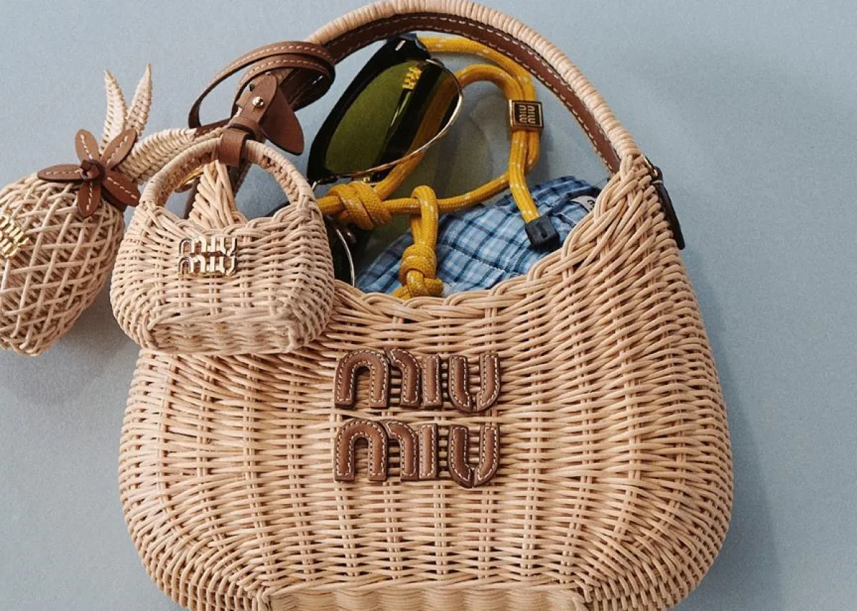  من ميوميو MiuMiu -الصورة من العلاقات العامة للدار