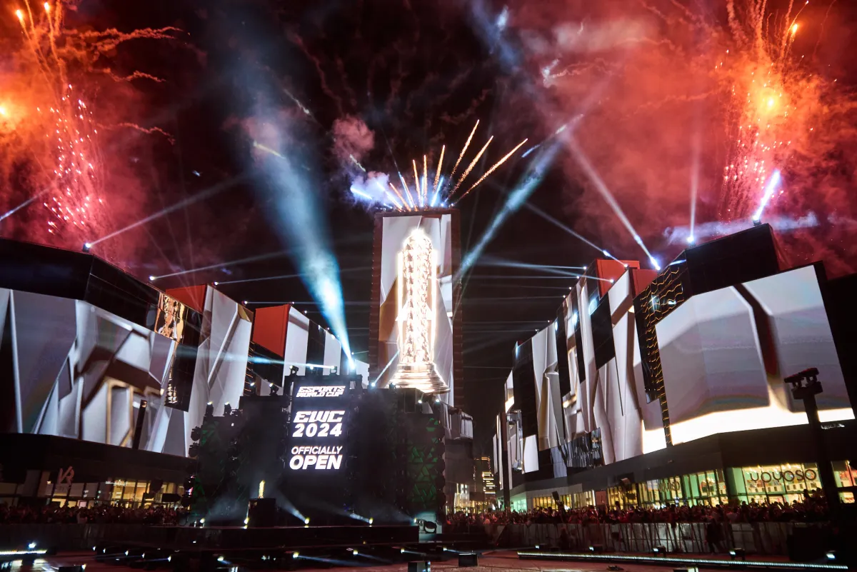 الألعاب النارية تضيء الرياض في افتتاح كأس العالم للرياضات الإلكترونية- الصورة من حساب كأس العالم للرياضات الإلكترونية على منصة إكس 