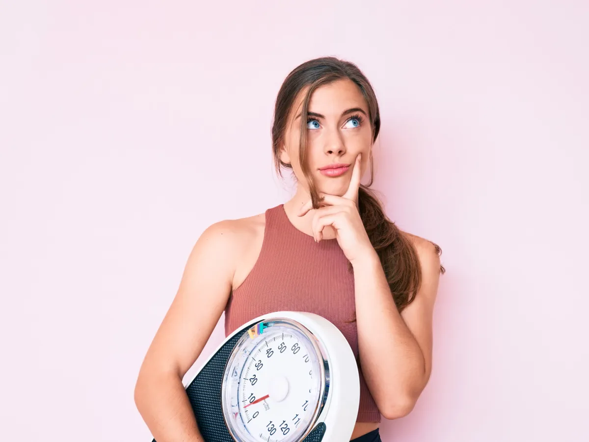 يحدث تثبيت الوزن من خلال اتّباع نظام غذائي صحي جديد