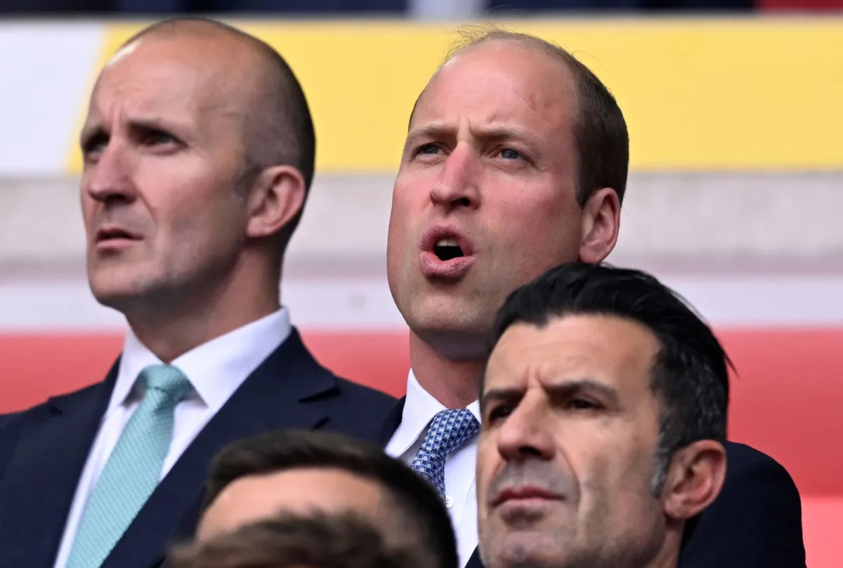 الأمير ويليام في ملعب دوسلدورف أرينا في دوسلدورف (Prince William at the Duesseldorf Arena in Duesseldorf). مصدر الصورة: INA FASSBENDER / AFP