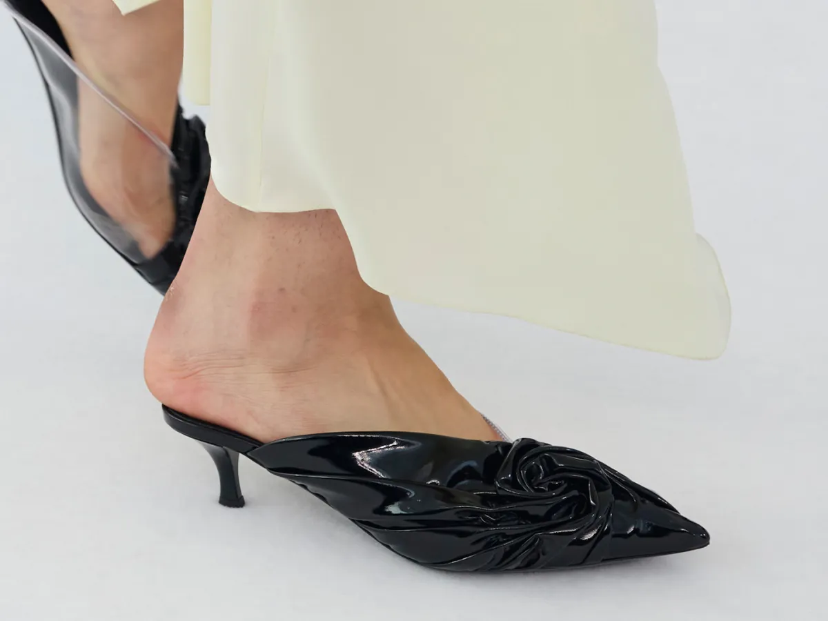 حذاء من جيفنشي Givenchy - الصورة من Launchmetrics/Spotlight ©