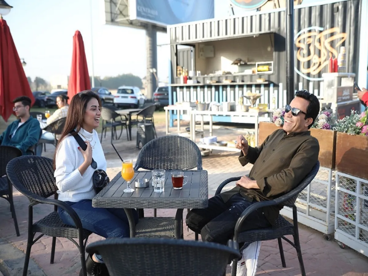 سامح حسين وسهر الصايغ من فيلم إتنين × واحد