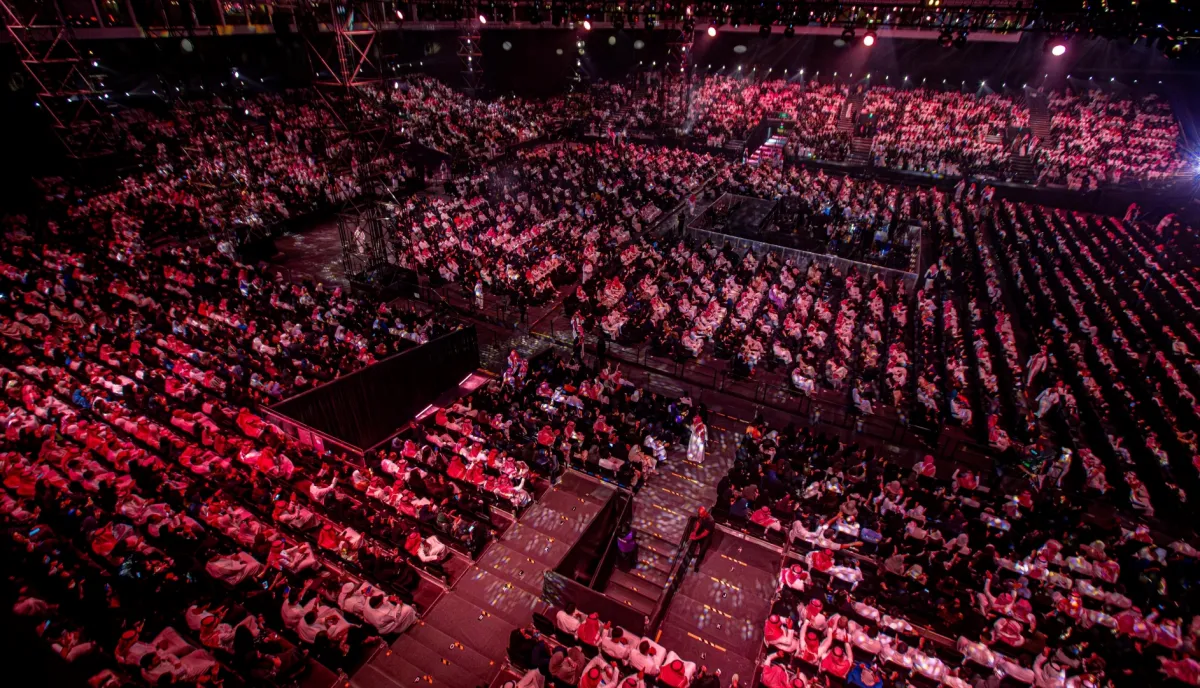 جمهور حفل  عبدالمجيد عبدالله الصورة  من المركز الاعلامي لمجموعة روتانا للموسيقى