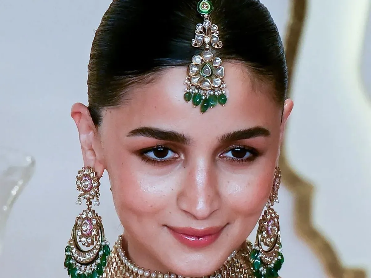 إطلالات جمالية مبهرة في حفل زفاف أنانت أمباني وراديكا ميرشانت