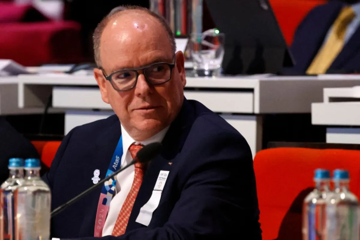 الأمير ألبرت الثاني في الدورة 142 للجنة الأولمبية الدولية في باريس (Prince Albert II at the 142nd session of the International Olympic Committee in Paris). مصدر الصورة: Ludovic MARIN / AFP