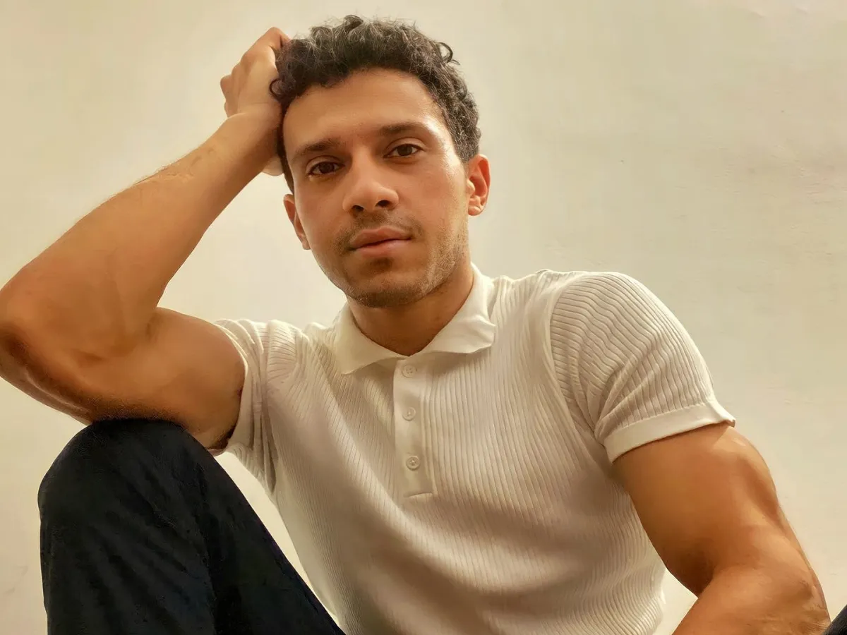 الفنان عصام عمر