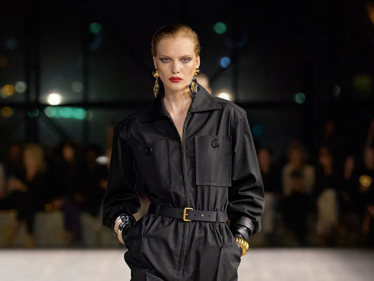 جمبسوت من سان لوران Saint Laurent - الصورة من Launchmetrics/Spotlight ©