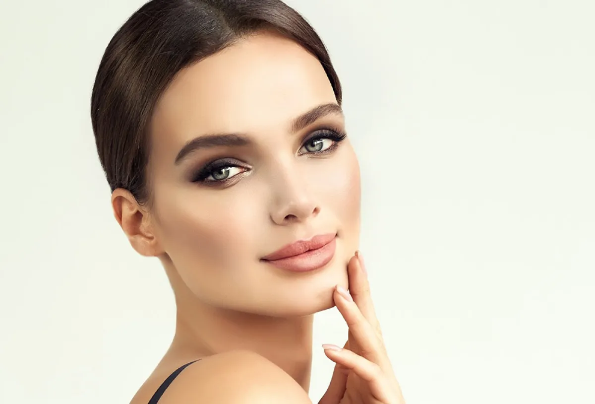 العرقسوس لتفتيح البشرة 