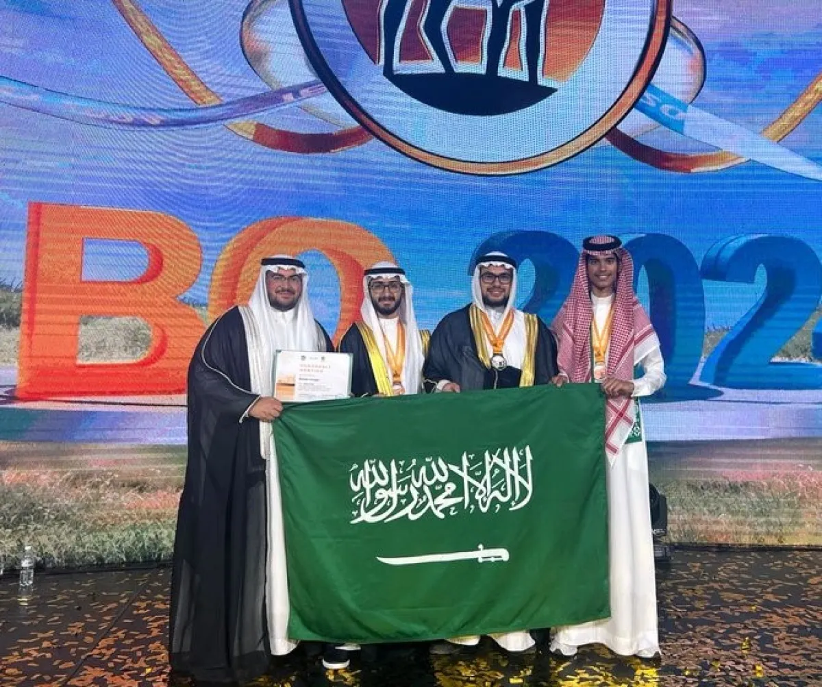 الطلبة الفائزون بأولمبياد الأحياء الدولي. الصورة من الحساب الرسمي لموهبة على منصة x