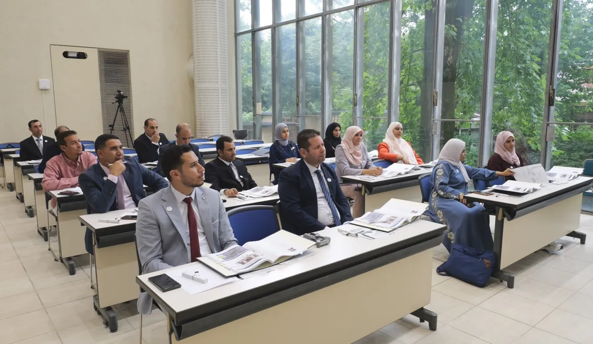  البرنامج التدريبي للمعلمين في اليابان. الصورة من الحساب الرسمي لجائزة محمد بن زايد لأفضل معلم على منصة x