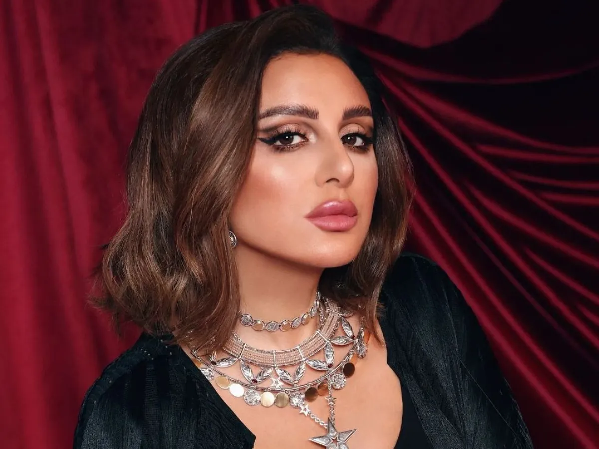 اطلالات جمالية من أنغام