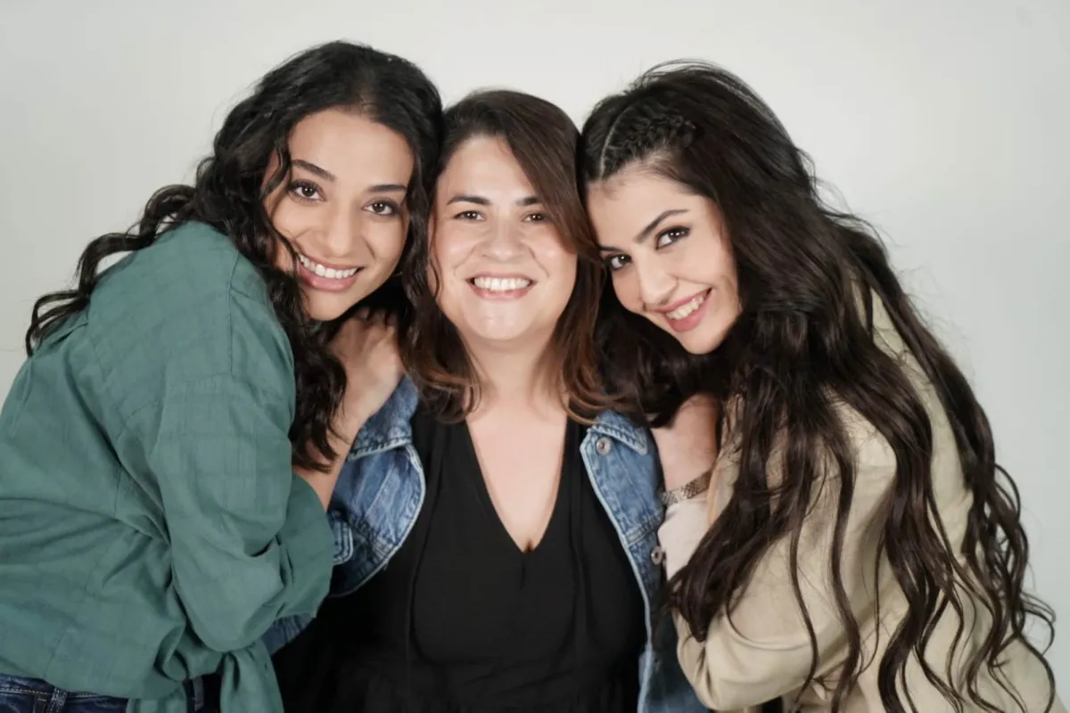 خيرية أبو لبن ونرمين محسن وإنجي وجدان - الصورة من الشركة المنتجة