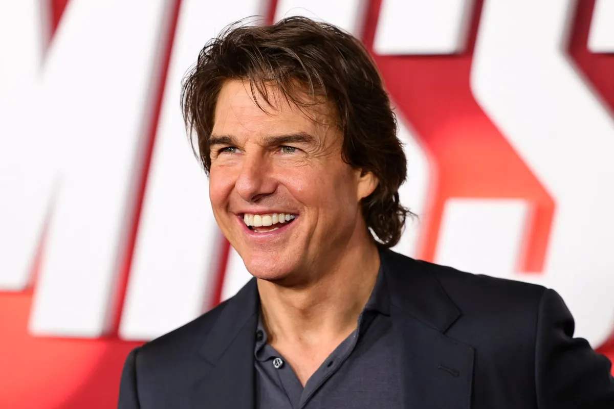 توم كروز في مسرح روز، وجاز في مركز لينكولن في مدينة نيويورك (Tom Cruise at Rose Theater, Jazz at Lincoln Center in New York City). مصدر الصورة: Theo Wargo/Getty Images/AFP