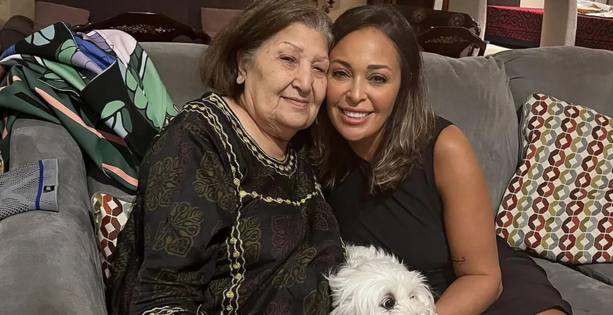 داليا البحيري ووالدتها- الصورة من حساب داليا البحيري الرسمي على إنستغرام