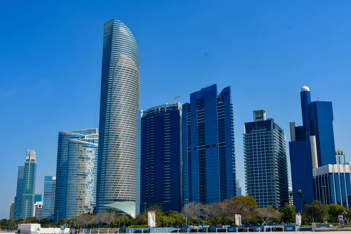 مدينة أبوظبي. الصورة من موقع unsplash