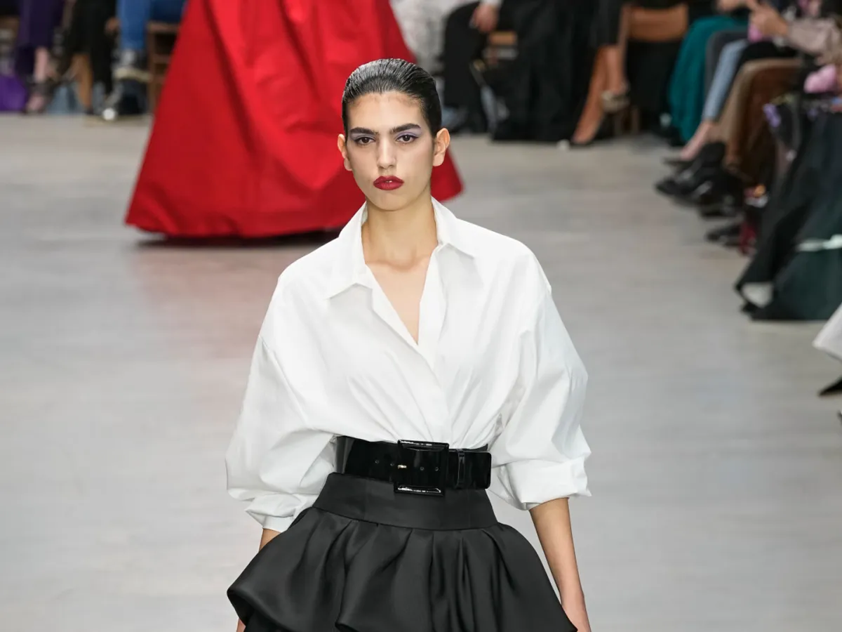 تنورة من كارولينا هيريرا Carolina Herrera - الصورة من Launchmetrics/Spotlight ©