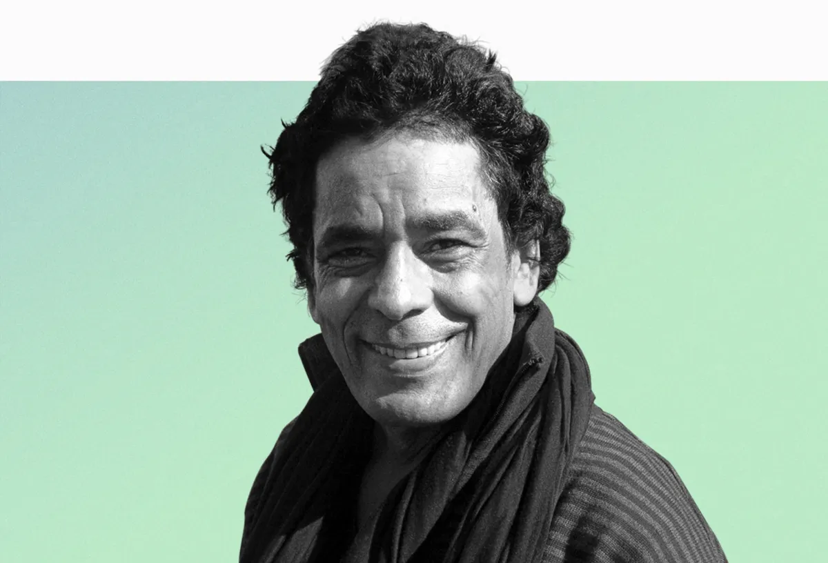 محمد منير - الصورة من صفحته الرسمية على الفيس بوك