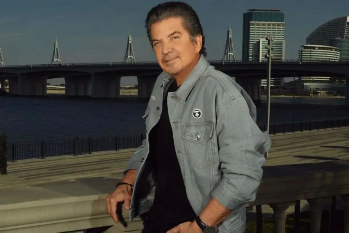 وليد توفيق- الصورة من المركز الإعلامي للفنان