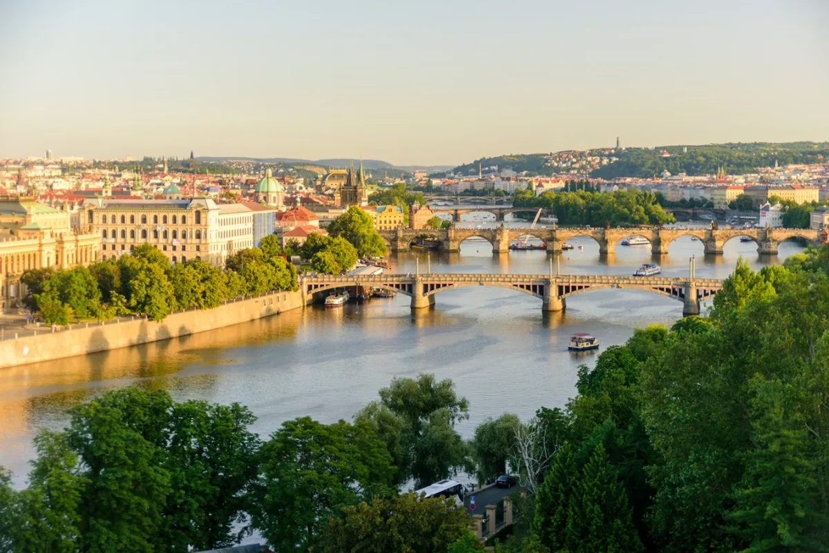 إطلالة على نهر فلتافا 