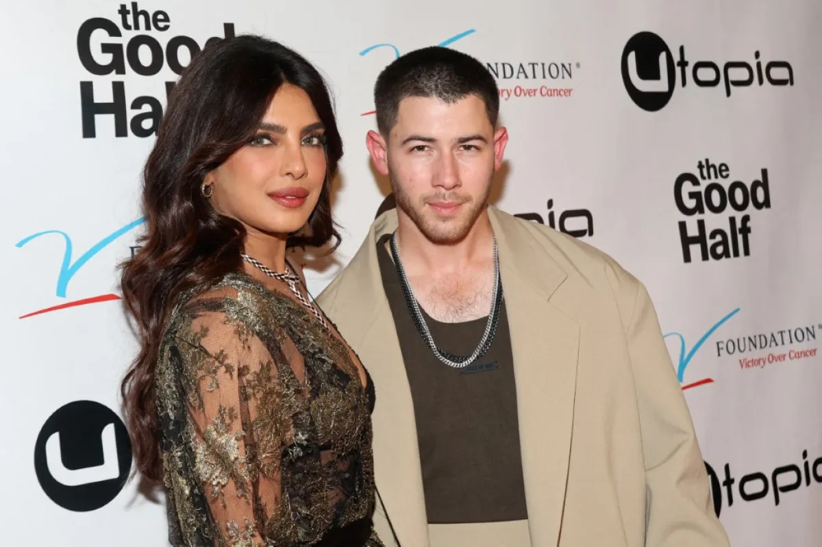 نيك جوناس وبريانكا شوبرا Priyanka Chopra and Nick Jonas في عرض "The Good Half" (مصدر الصورة: Amy Sussman / GETTY IMAGES NORTH AMERICA / Getty Images via AFP)