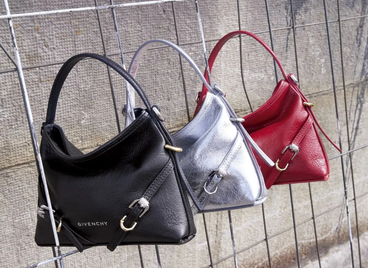 حقيبة نانو فويو الجديدة من جيفنشي - الصورة من العلاقات العامة للدار