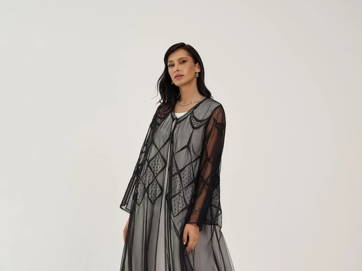 عباية شفافة من لوزان Louzan -الصورة من حساب الماركة على إنستغرام